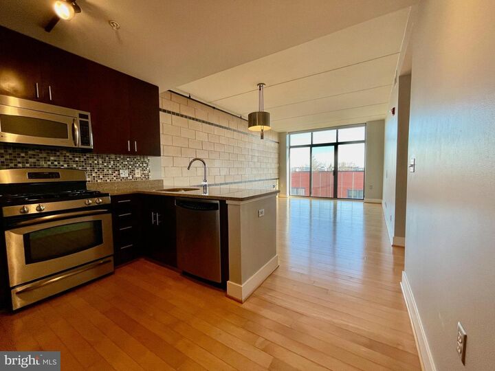 Property Photo: 1529 14th Street NW 504 DC 20005