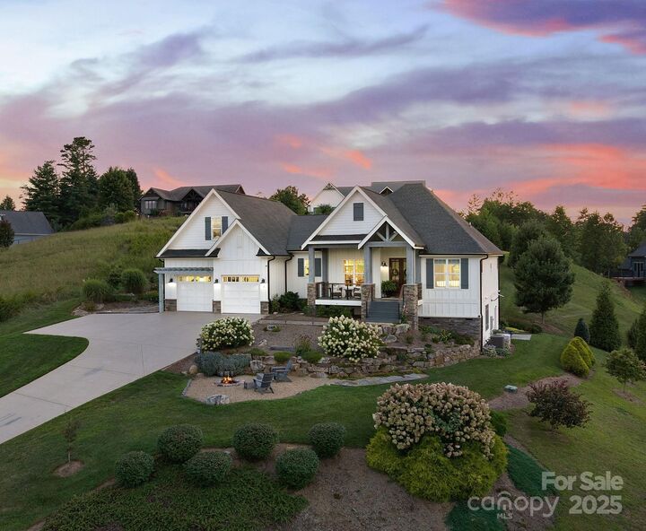 11 Gracie Lane  Weaverville NC 28787 photo