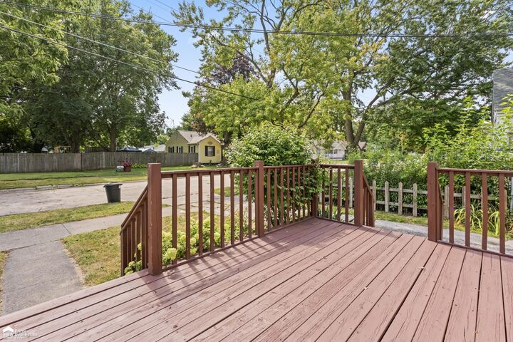 Property Photo: 2512 Blake Street MI 48602