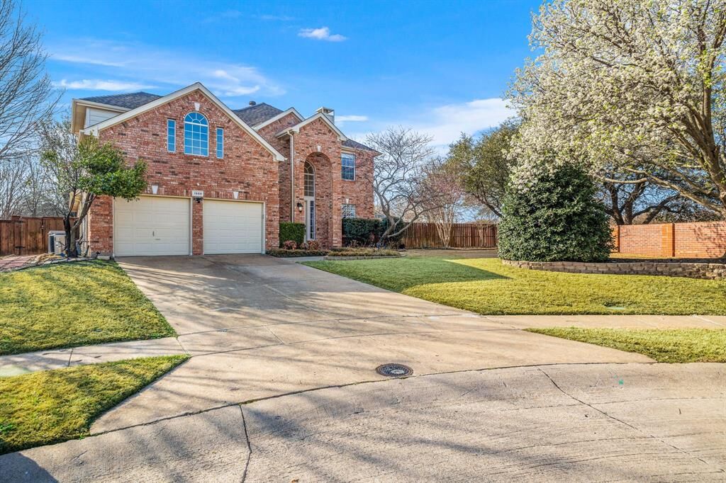 Property Photo:  1509 Kingsbrook Circle  TX 75072 