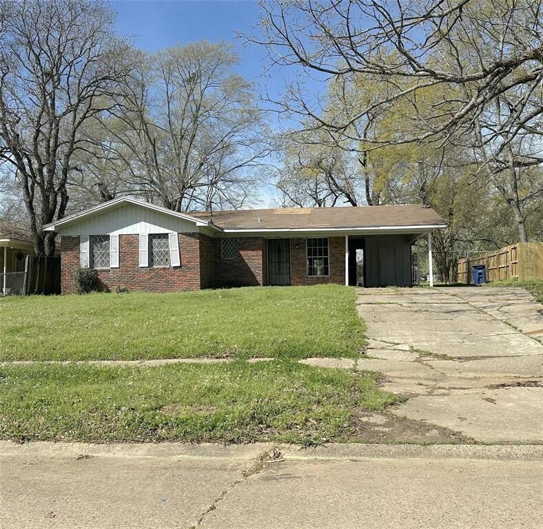Property Photo:  8506 Westbrook Place  LA 71108 
