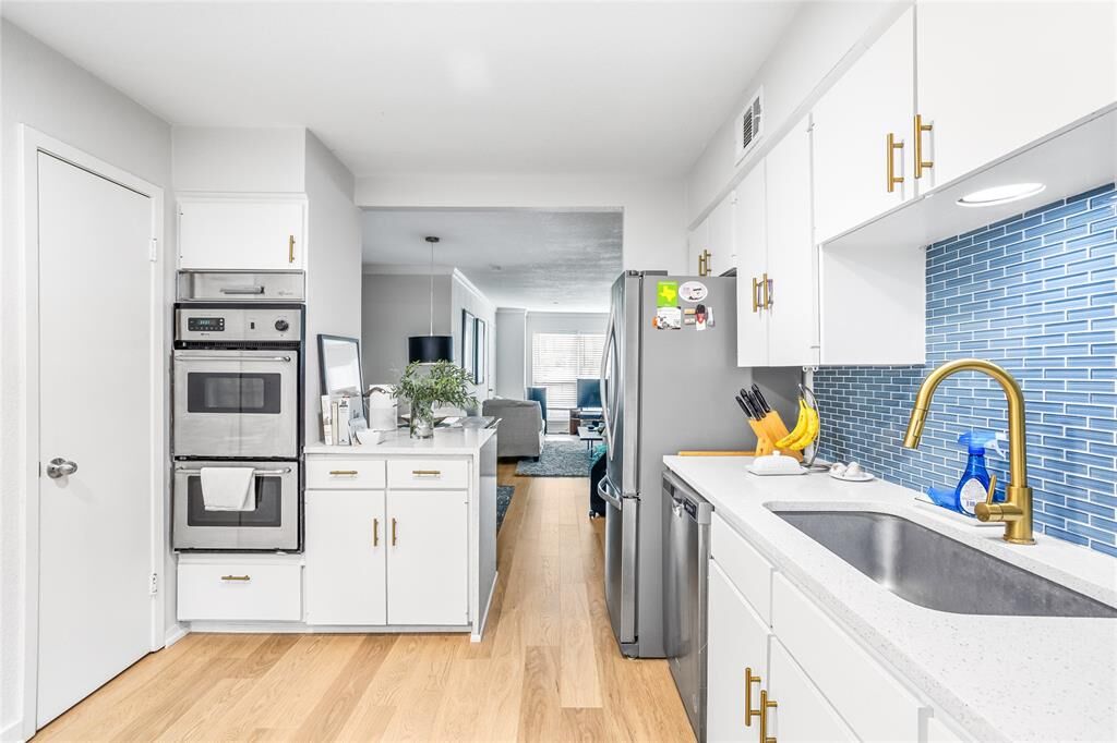 Property Photo:  7924 Royal Lane 106  TX 75230 