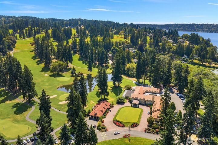 Property Photo: 16925 Inglewood Road NE B307 WA 98028