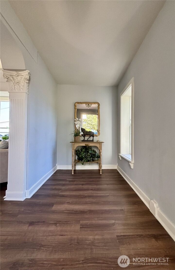 Property Photo:  1109 E 31 Street  WA 98404 