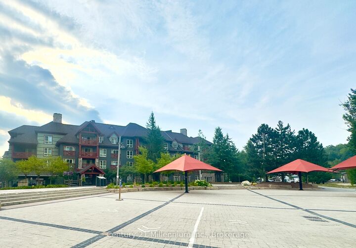 Property Photo:  152 Jozo Weider Boulevard 201  ON L9Y 0V2