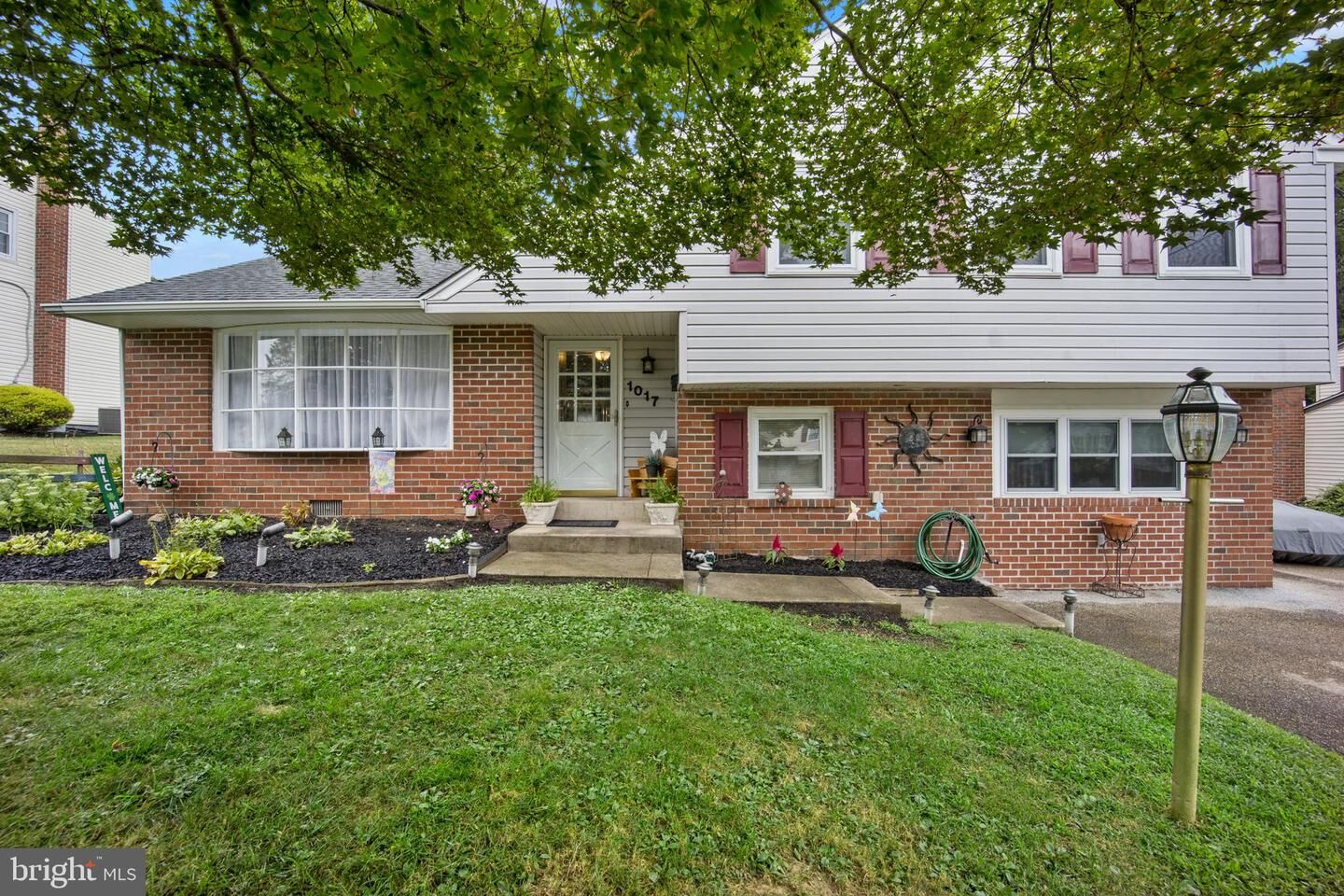 Property Photo: 1017 Crozer Lane PA 19064