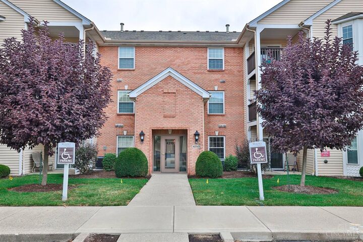 Property Photo: 4310 Regency Ridge Court OH 45248