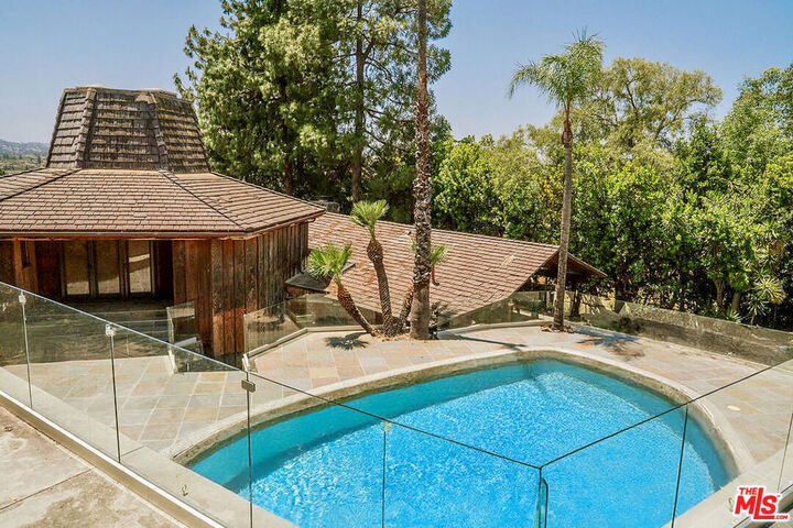 Property Photo:  1926 Calle Yucca  CA 91360 