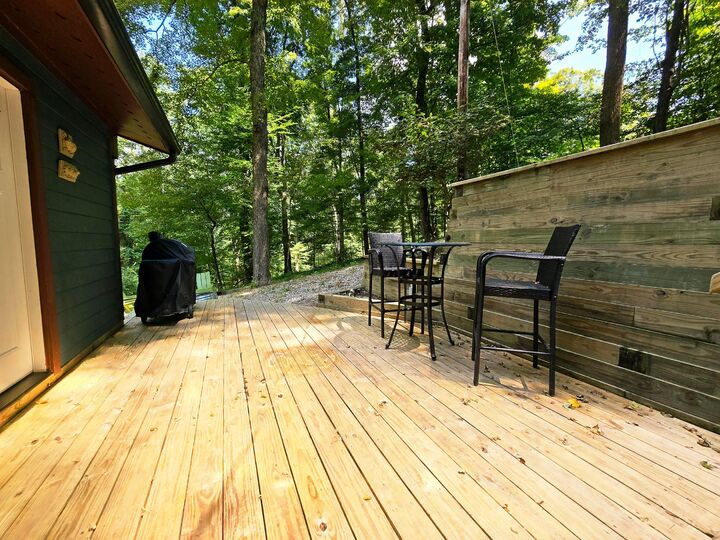 Property Photo:  1592 Cardinal Hill Lane  OH 43107 