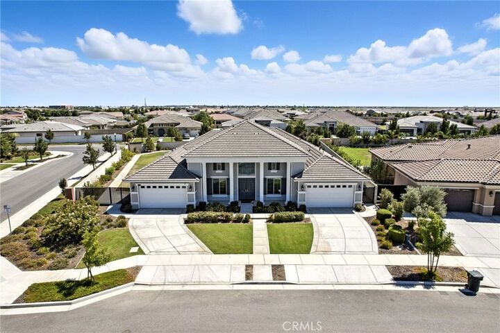 Property Photo:  12303 Hemmerling Lane  CA 93311 