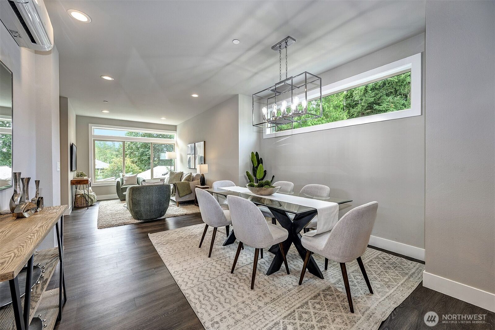 Property Photo:  5020  148th Street SW E1  WA 98026 