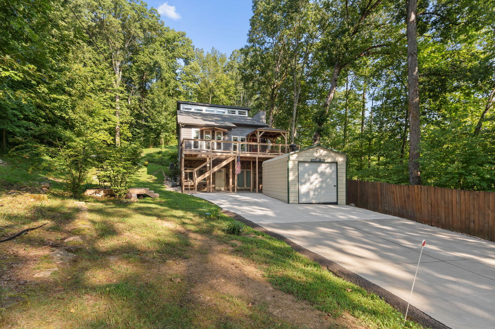 Property Photo: 2505 Hickory Drive NW TN 37311