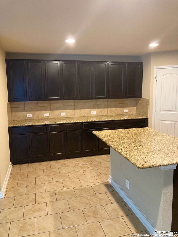 Property Photo:  6007 Red Rose  TX 78244 