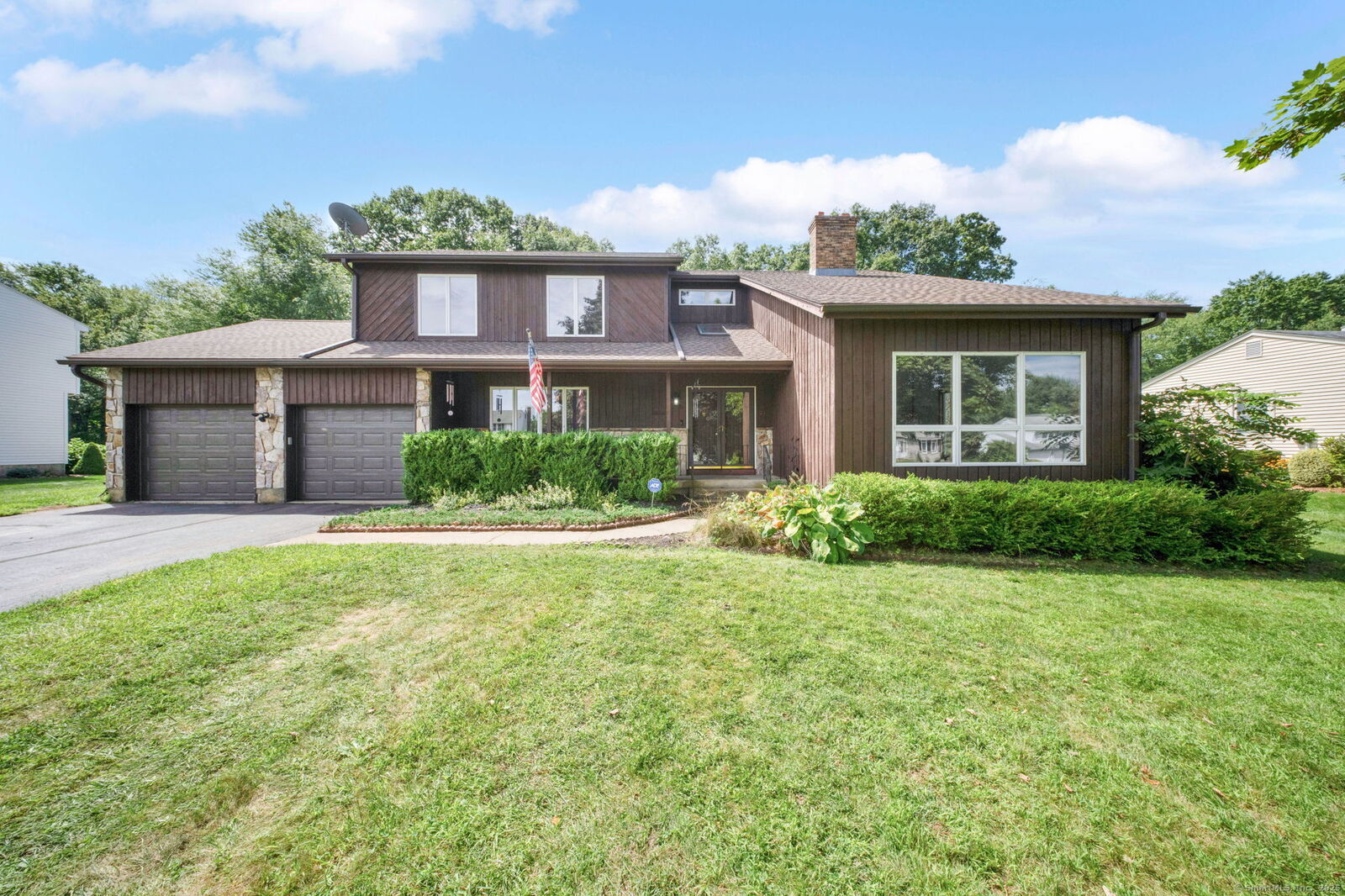 Property Photo:  23 Debbie Drive  CT 06074 
