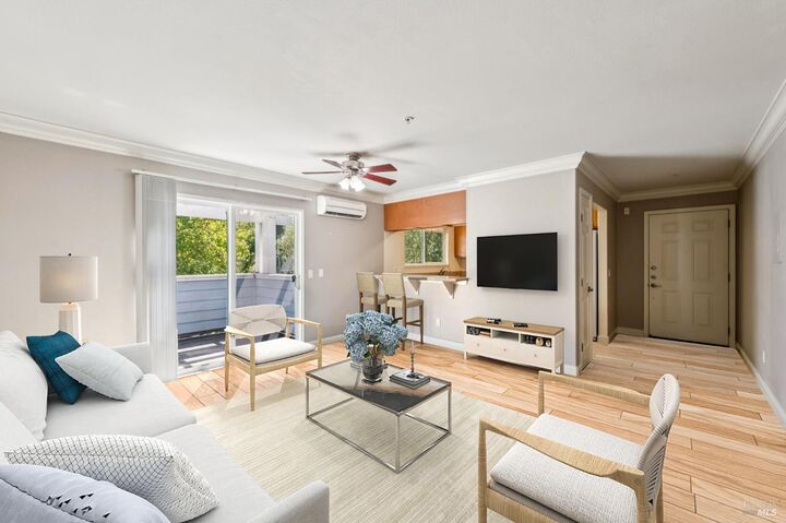 Property Photo: 225 Burt Street 34 CA 95407