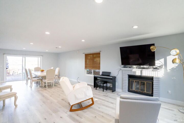 220 Bluebell Place  Vallejo CA 94591 photo