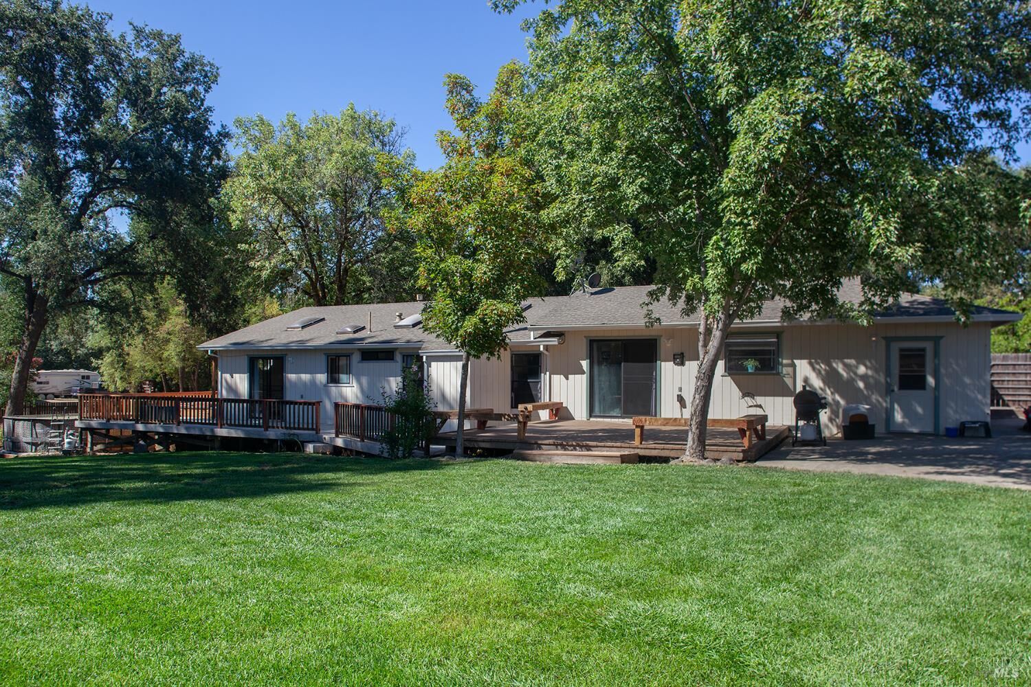 Property Photo:  751 Lake Mendocino Drive  CA 95482 