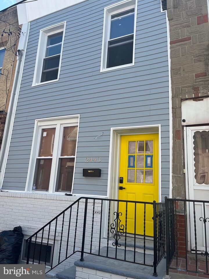 Property Photo: 2443 S Franklin Street PA 19148