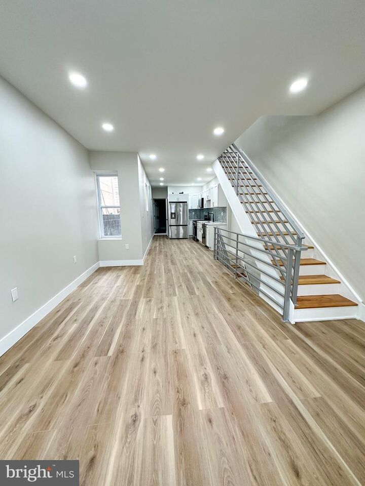 Property Photo:  2443 S Franklin Street  PA 19148 