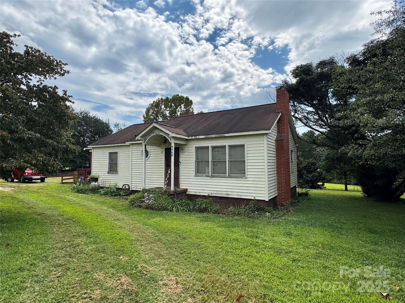 Property Photo: 238 Victory Grove Church Road NC 28092