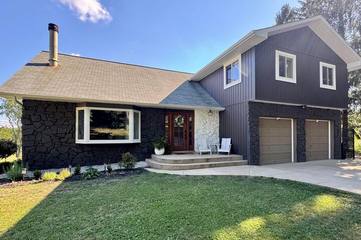 Property Photo:  173 Lakeview NE Drive  OH 43130 