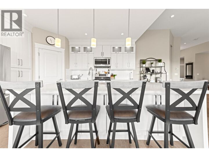 Property Photo: 1064 Aurora Heights BC V1Z 4B2