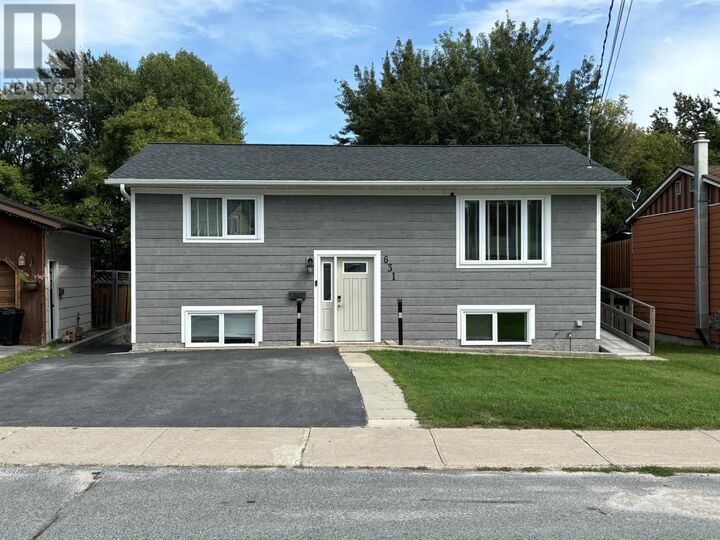 631 Eighth Avenue South  Kenora ON P9N 3Z9 photo