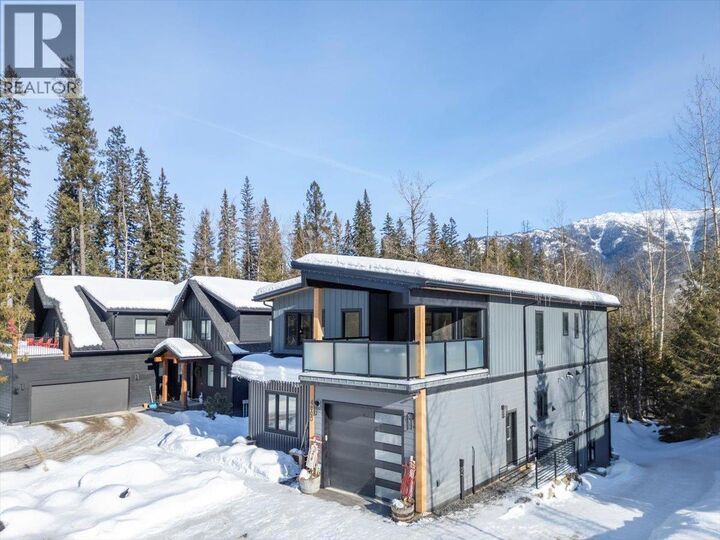 Property Photo: 4600 Alpine Way BC V0B 1M6
