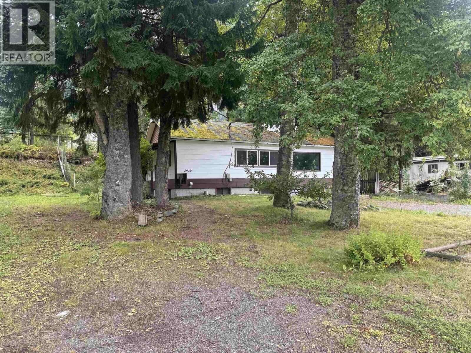 Property Photo: 3930 Dobbie Street BC V8G 3M7