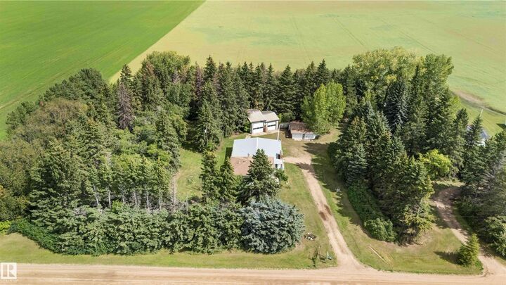 Property Photo: 56223 Rge Rd 245 AB T8R 0M2