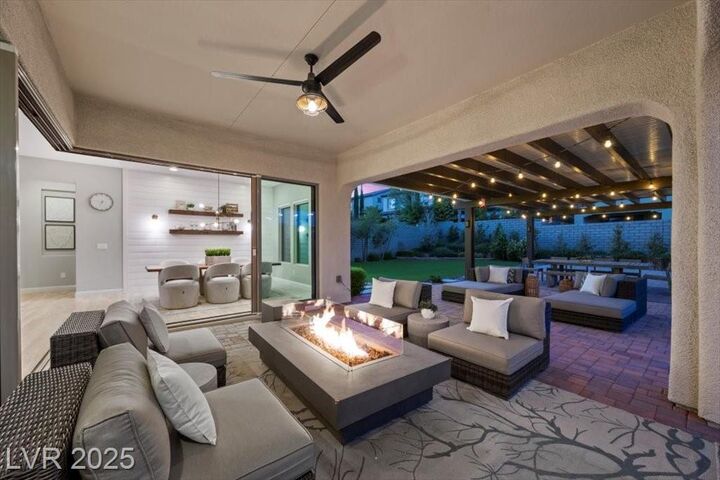 Property Photo: 11820 Saverio Avenue NV 89138