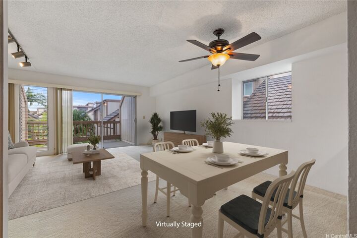 98-943 Moanalua Road 1302  Aiea HI 96701 photo