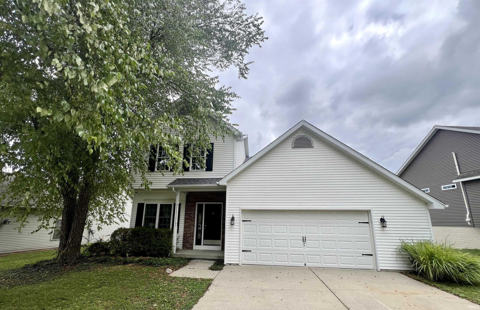 Property Photo:  3409 S Tulip Avenue  IN 47403 