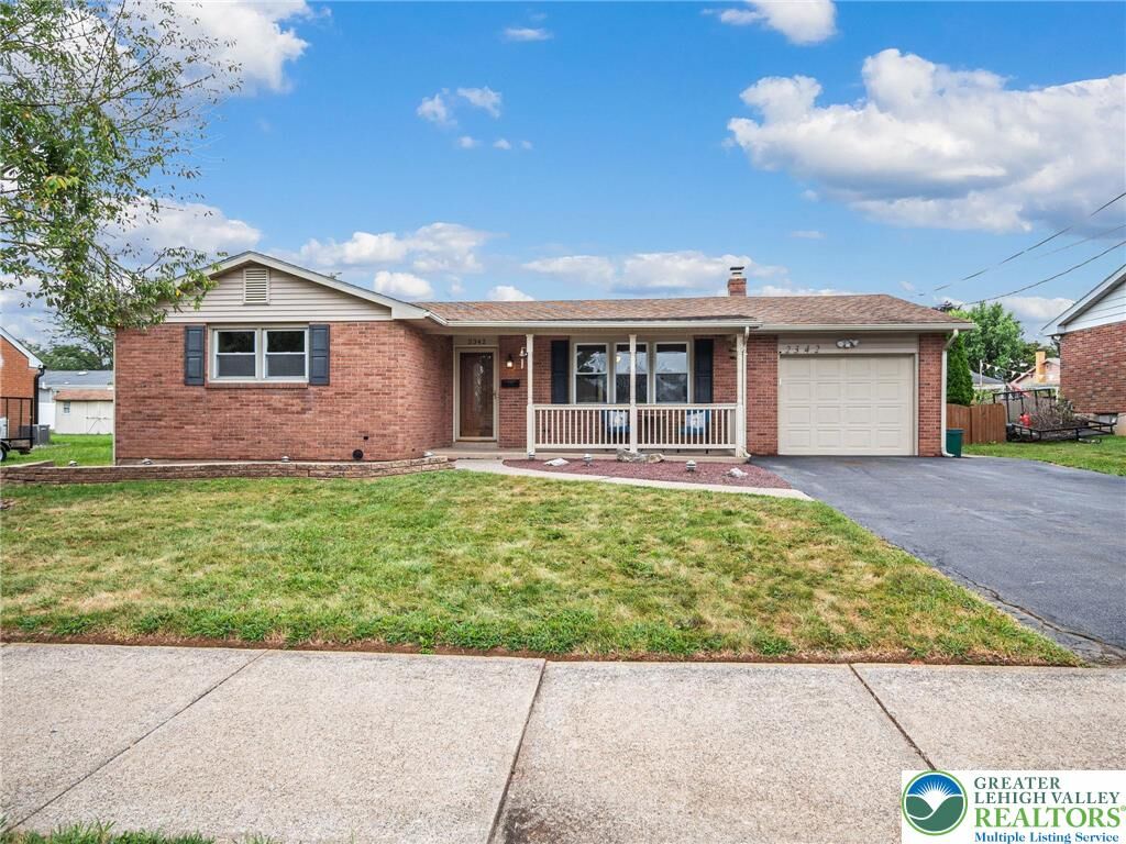 Property Photo: 2342 Clermont Street PA 18017