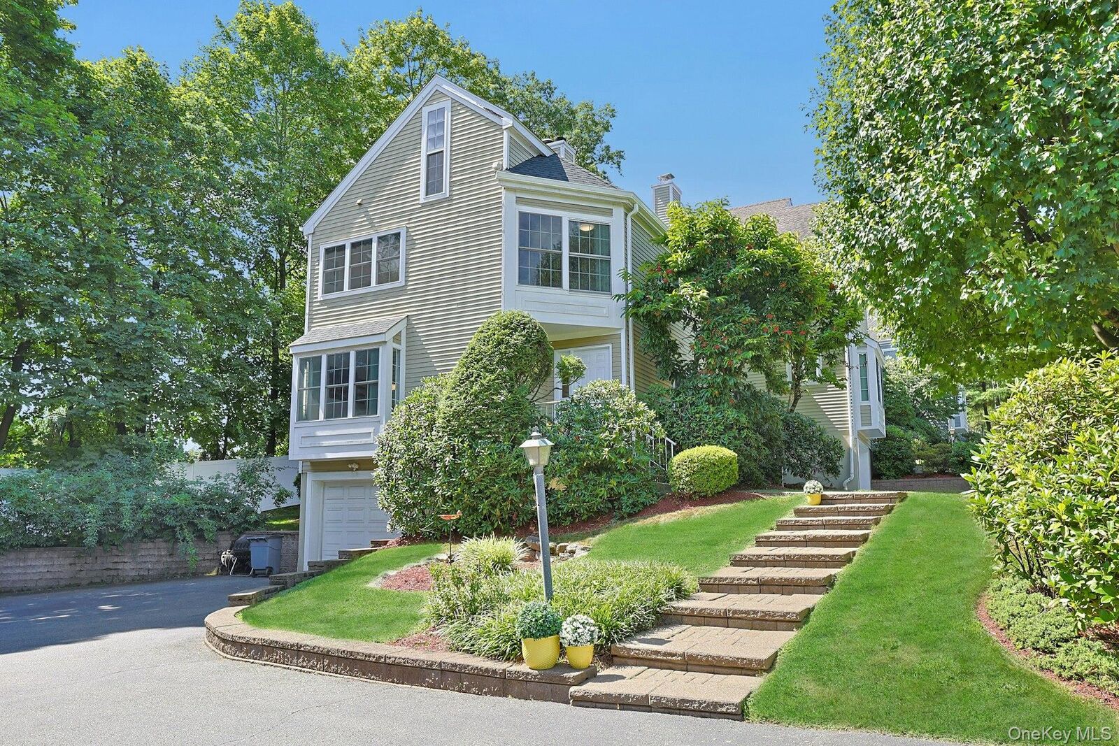 Property Photo: 9 Arborwood Lane NY 10603