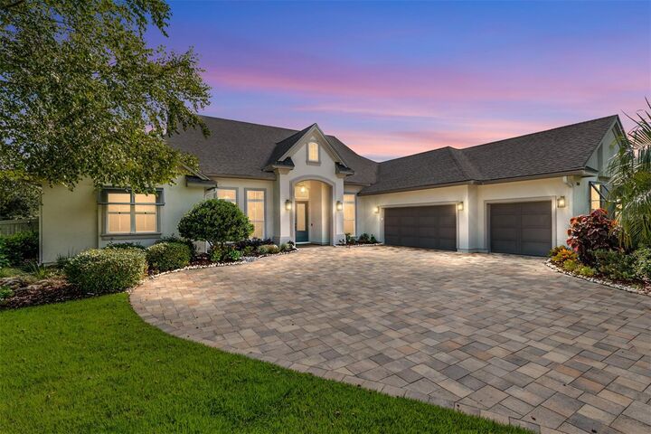 Property Photo:  3101 SW 106 Street  FL 32608 