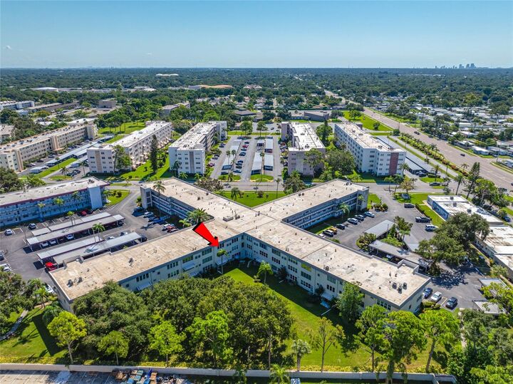 Property Photo: 5530 80th Street N C302 FL 33709