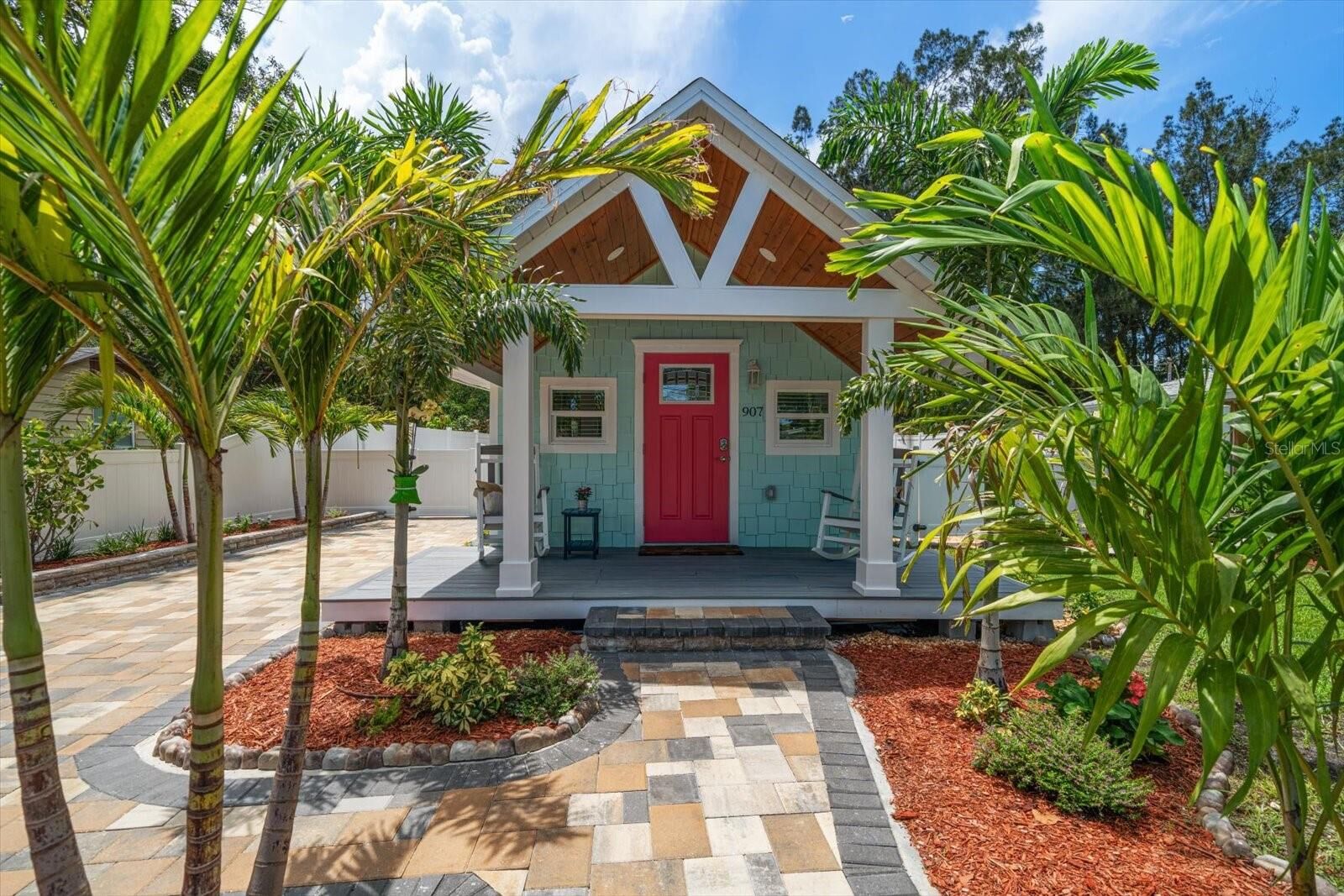 Property Photo: 907 15th Avenue NW FL 33770