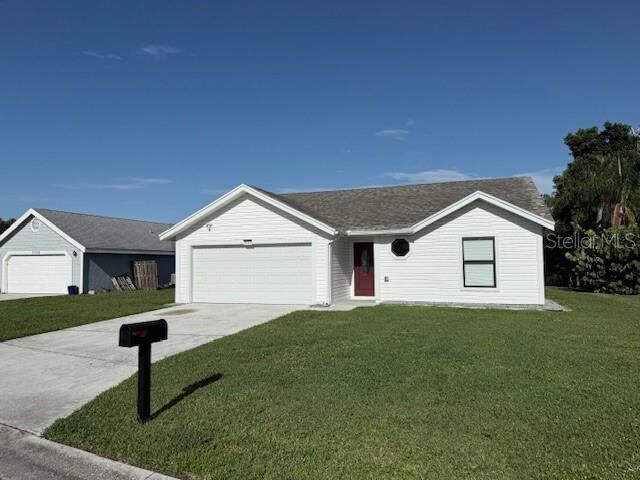 Property Photo: 3540 65th Avenue Circle E FL 34243