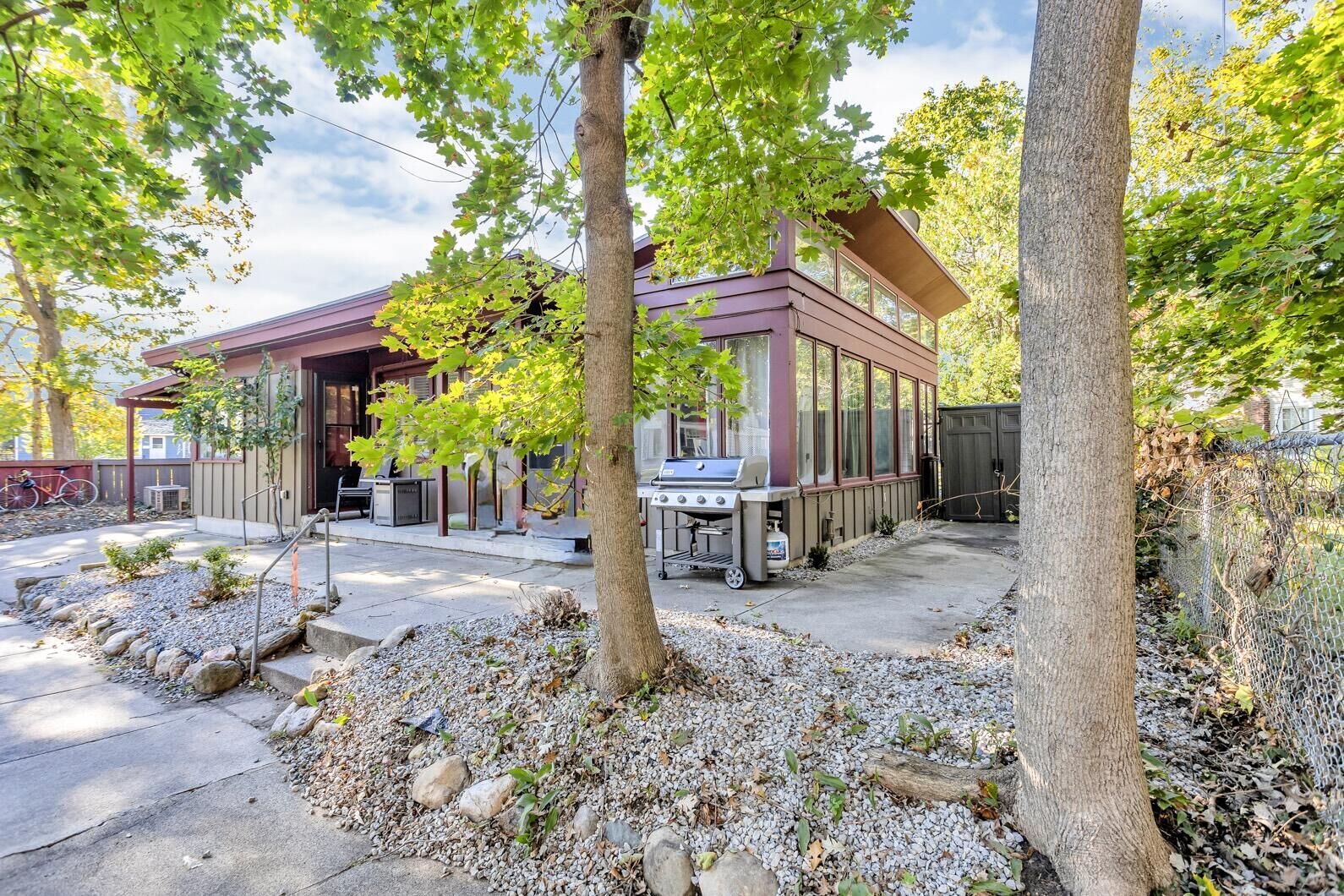 Property Photo:  780 Brighton Road  MI 49203 