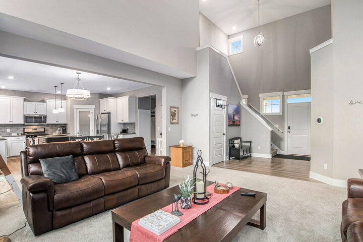 Property Photo:  3084 Peachleaf Court  MI 49424 