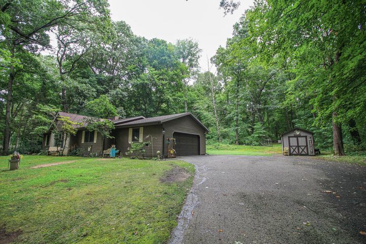 Property Photo:  14927 Coon Hollow Road  MI 49093 