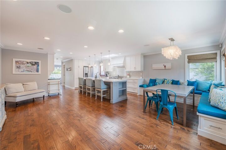 Property Photo:  1301 Oak Avenue  CA 90266 