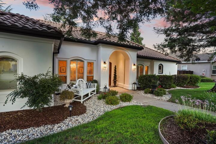 Property Photo:  1740 Vista Del Monte  CA 95603