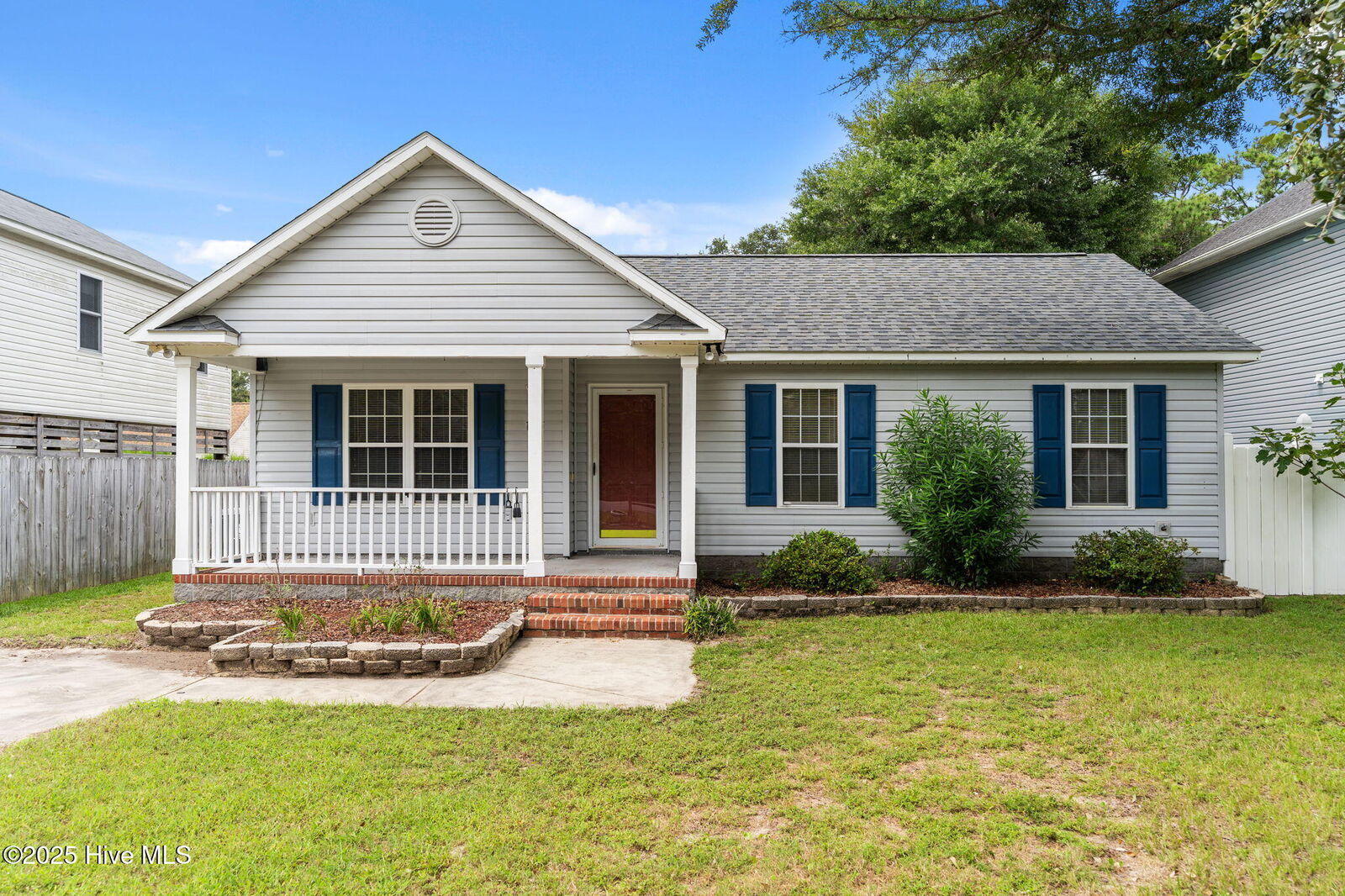 Property Photo:  135 NE 15th Street  NC 28465 