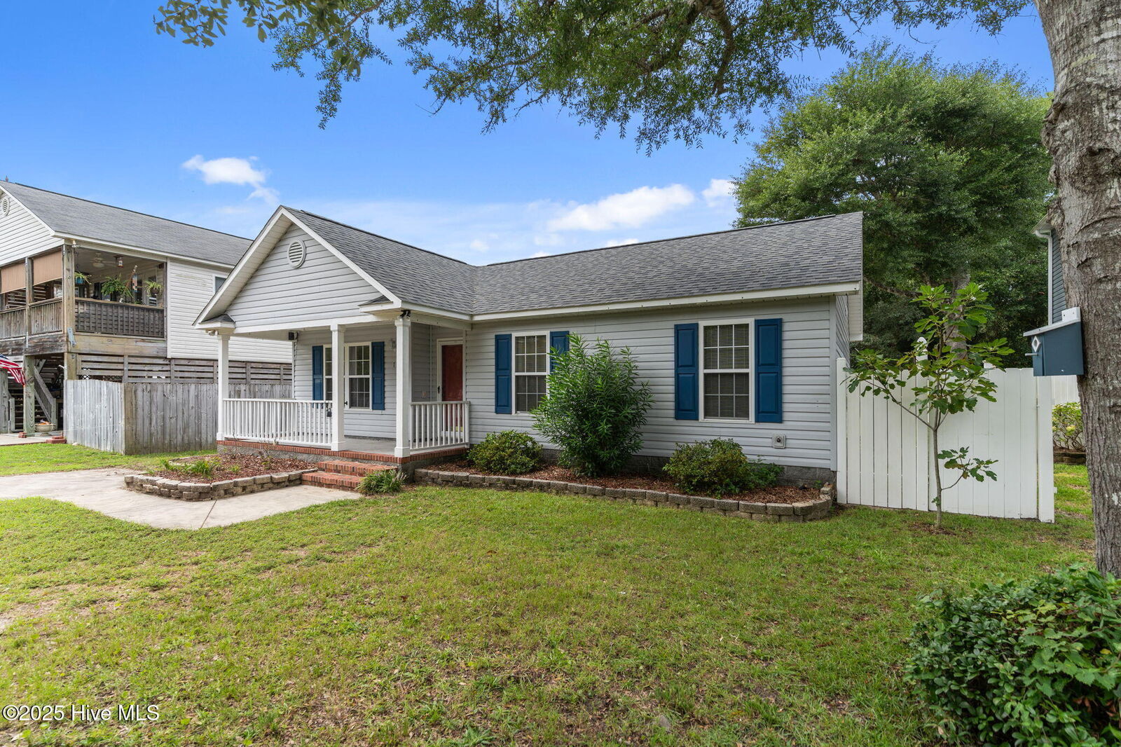 Property Photo: 135 NE 15th Street NC 28465