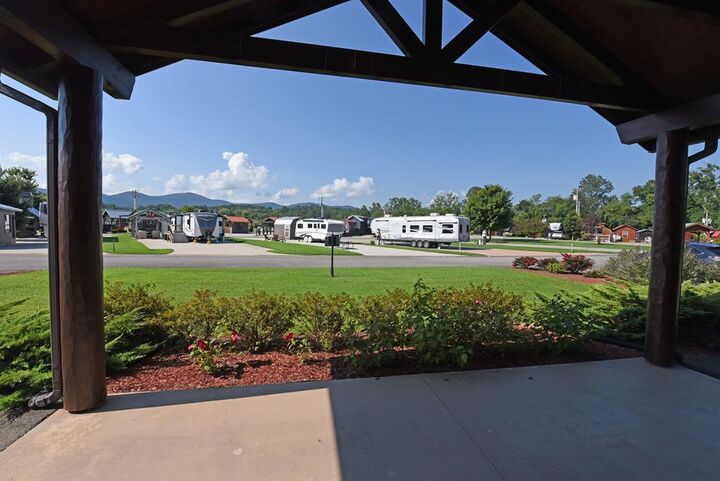 Property Photo:  16 Circle Back Lane  GA 30512 