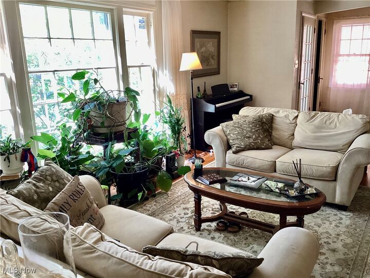 Property Photo:  2379 Saybrook Road  OH 44118 