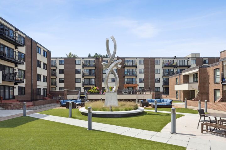 Property Photo: 52 Groveland Terrace A409 MN 55403
