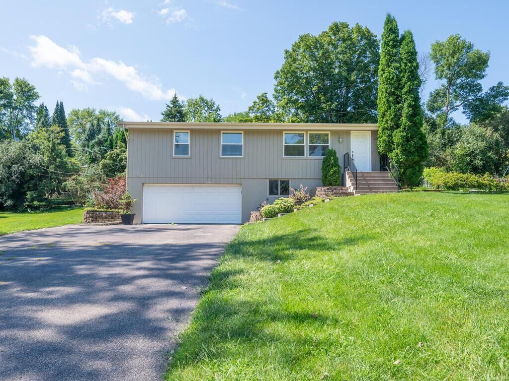 Property Photo: 5826 Salisbury Avenue MN 55345